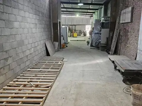 Galpon en Venta en Barrio Parque San Martín, USD 170.000