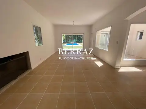 Casa en Venta en Saint Matthews, USD 390.000