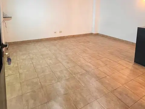 HERMOSO MONOAMBIENTE EN EXCELENTE UBICACION. NO PAGA EXPENSAS!