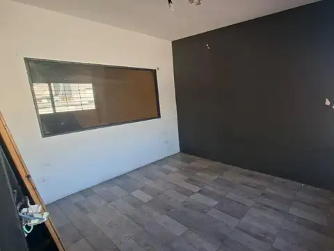 Galpon en Alquiler en Santos Lugares, $ 2.500.000