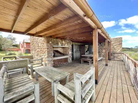 Casa en Alquiler Temporal en El Chorro, USD 20.400