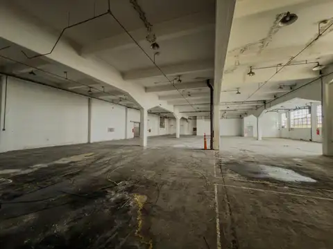 ALQUILER - DEPOSITO - BERAZATEGUI -  1.000 m2 PARQUE INDUSTRIAL DUCILO