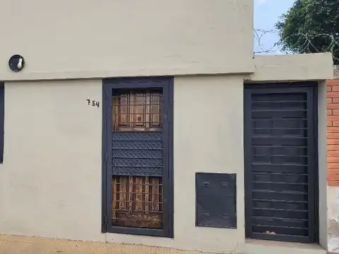 Depto Tipo Casa en Venta 56 años