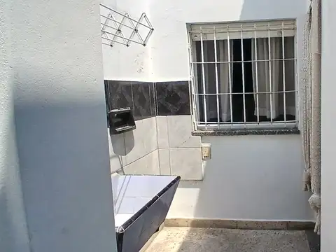 Depto Tipo Casa en Venta en Mataderos, USD 130.000