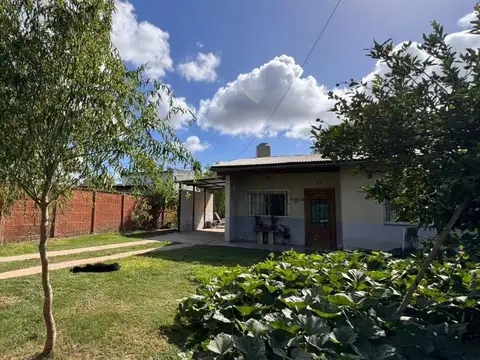 CASA 3 AMBIENTES VENTA CAÑUELAS APTO CREDITO