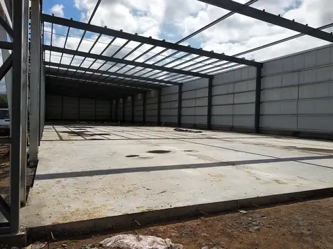 Alq Desarrollo Industrial 1200 m2 cubiertos a Estrenar Venta