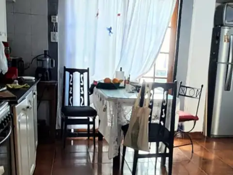 Depto Tipo Casa en Venta 60 años