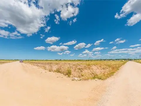 Terreno en Venta 15  mts Frente