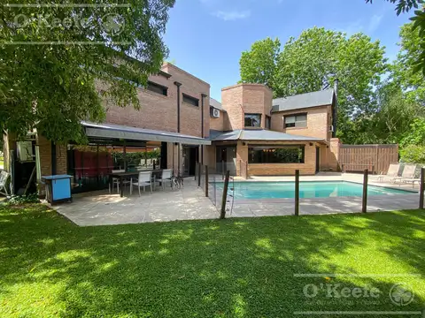 Casa en Abril Country Club