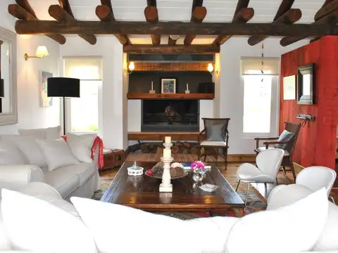 Casa en Alquiler Temporal en Punta del Este, USD 30.000