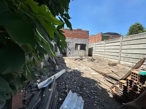 Terreno en Venta 20  mts Fondo