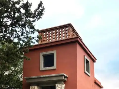 Casa quinta en venta - 3 Dormitorios 3 Baños - Córdoba