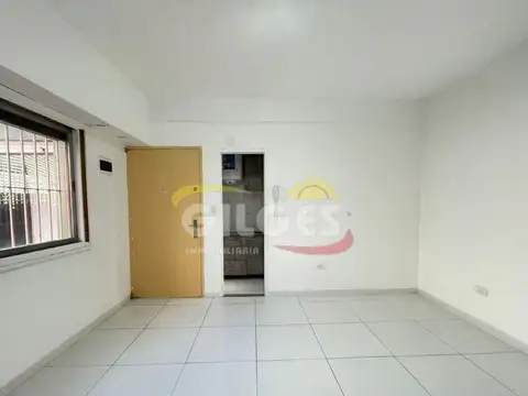 Alquiler Departamento 1 Ambiente  en Ramos Mejia  Muy buen Estado  Céntrico