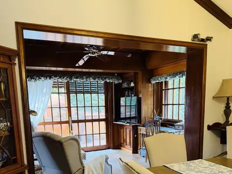 Casa 4 ambientes con 4 baños