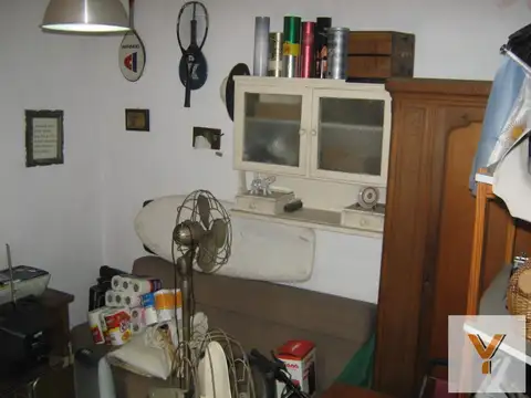 Depto Tipo Casa en Venta 50 años