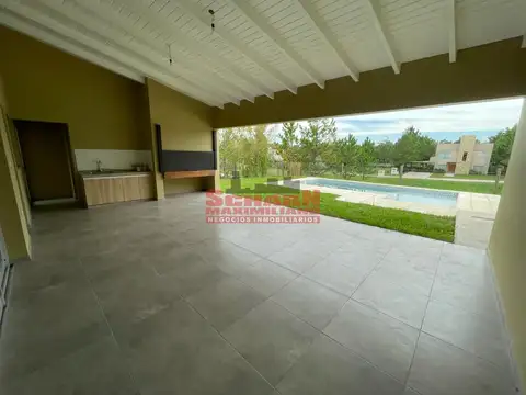 Casa en Venta en Concordia, USD 290.000