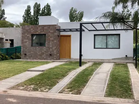 Casa en Venta en Mayor Drummond, USD 190.000