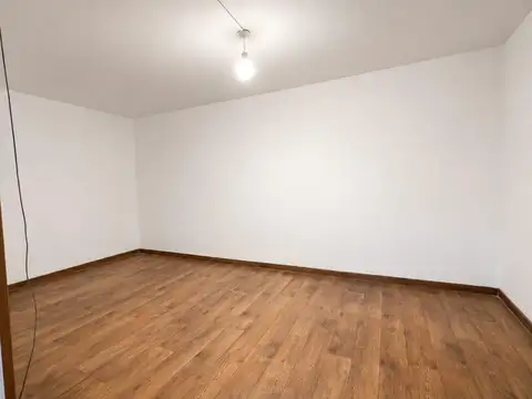Departamento 5 ambientes con 1 baño