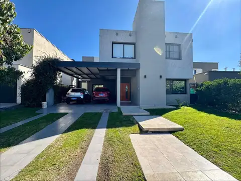 CASA EN VENTA LAS CORTADERAS 1, GUAYMALLÉN