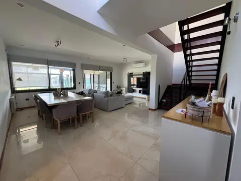 CASA EN VENTA LAS CORTADERAS 1, GUAYMALLÉN
