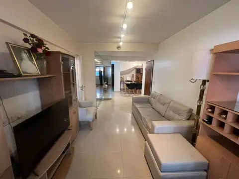 VENTA DEPARTAMENTO 3 AMBIENTES AL FRENTE ALMAGRO