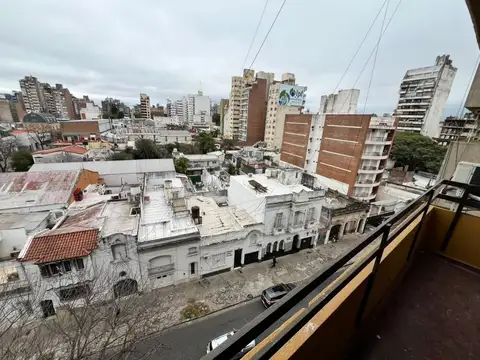 Departamento en Alquiler en Centro, $ 650.000