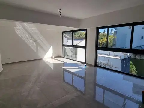 2 AMBIENTES CON TZA YY SUM TIPO DUPLEX A ESTRENAR