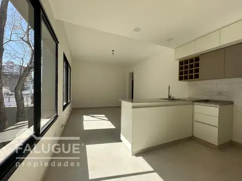 Departamento en Alquiler en Villa Ballester, $ 1.300.000