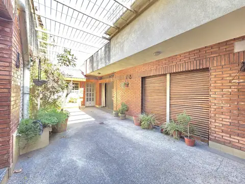 VENTA CASA MULTIFAMILIAR PATIO APTO CRÉDITO