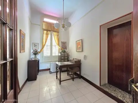 Casa 6 ambientes con 2 baños