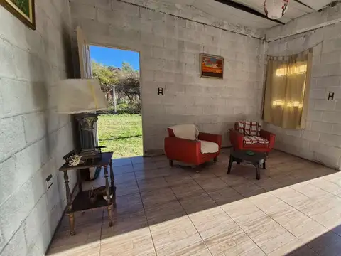 Casa 3 ambientes con 1 baño