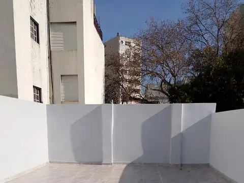 Depto Tipo Casa en Venta 40 años