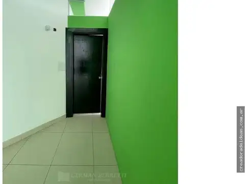 Av. Enrique Shaw 100