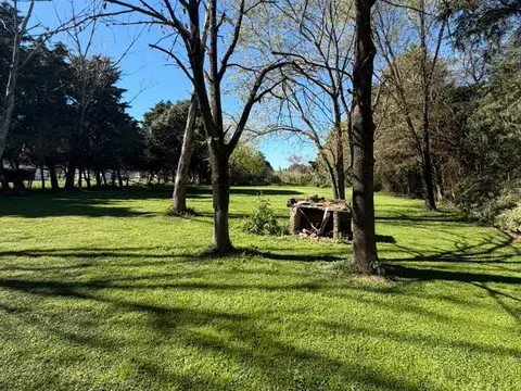 LOTE MAS CASA A RECICLAR BARRIO M´BURICA