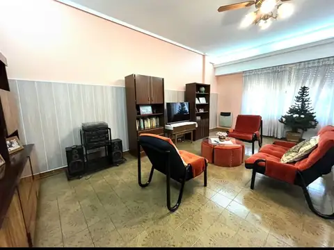 Casa en Venta en Parque Avellaneda, USD 155.000