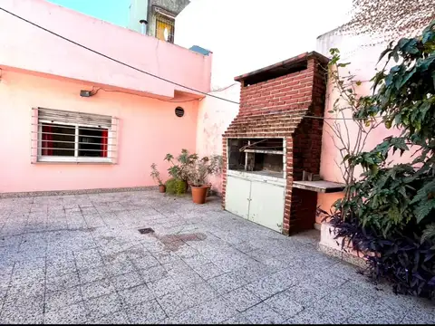 VENTA CASA LOTE PROPIO 3AMB.COCH PARQUE AVELLANEDA
