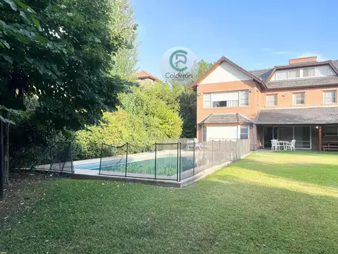 Casa en Venta de 5 dormitorios