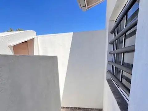 PH DE 3 AMB CHICO A ESTRENAR