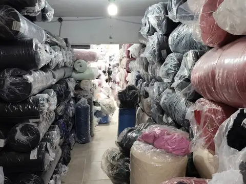 Local en Alquiler en Flores Norte, USD 4.000