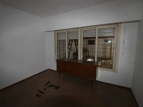 Depto Tipo Casa en Venta 50 años