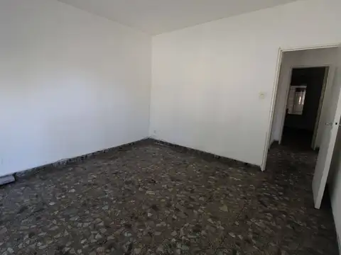 Depto Tipo Casa en Venta en Haedo, USD 78.400