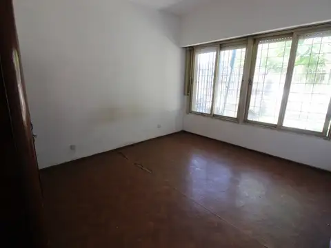 Depto Tipo Casa en Venta con 2 cocheras