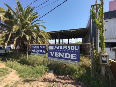 Galpón frente a la terminal
