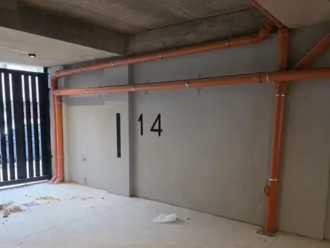 VENTA - Cocheras  semicubiertas y descubiertas en San Isidro excelente Ubicación