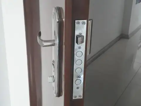 Departamento en Alquiler en Lomas de Zamora, $ 650.000
