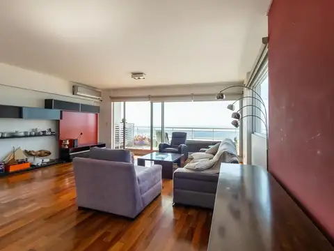 Departamento en Venta con 2 cocheras