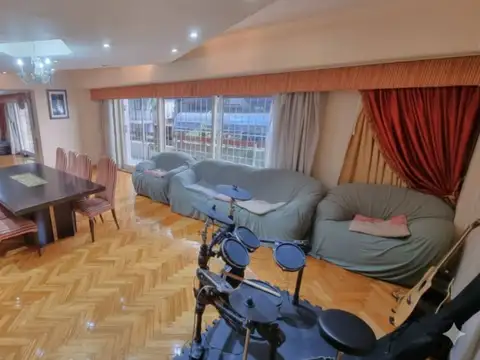 Departamento en Venta en Flores, USD 300.000