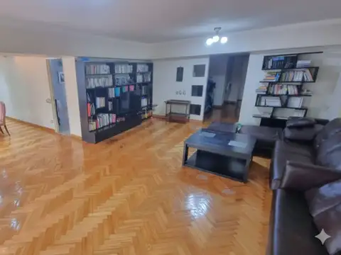 Departamento en Venta con 2 cocheras