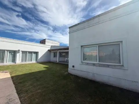 Casa en Barrio Fincas de San Vicente