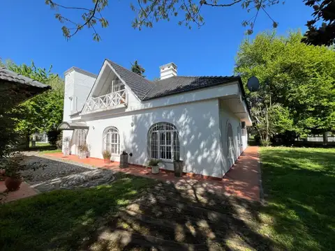SE ALQUILA CASA DE CAMPO - LA PLATA